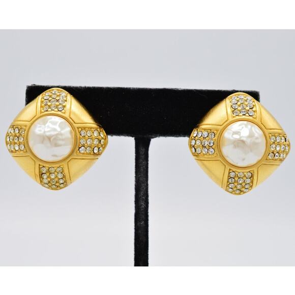 Givenchy Vintage Clip On Earrings Brushed Gold Pearl Crystal Runway Signed BinZ - Picture 1 of 11